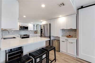 Property photo # 9