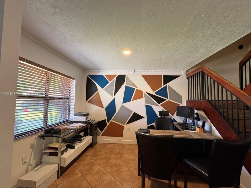 Property photo # 6