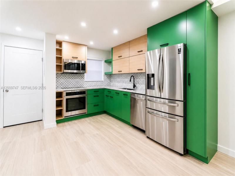 Property photo # 6