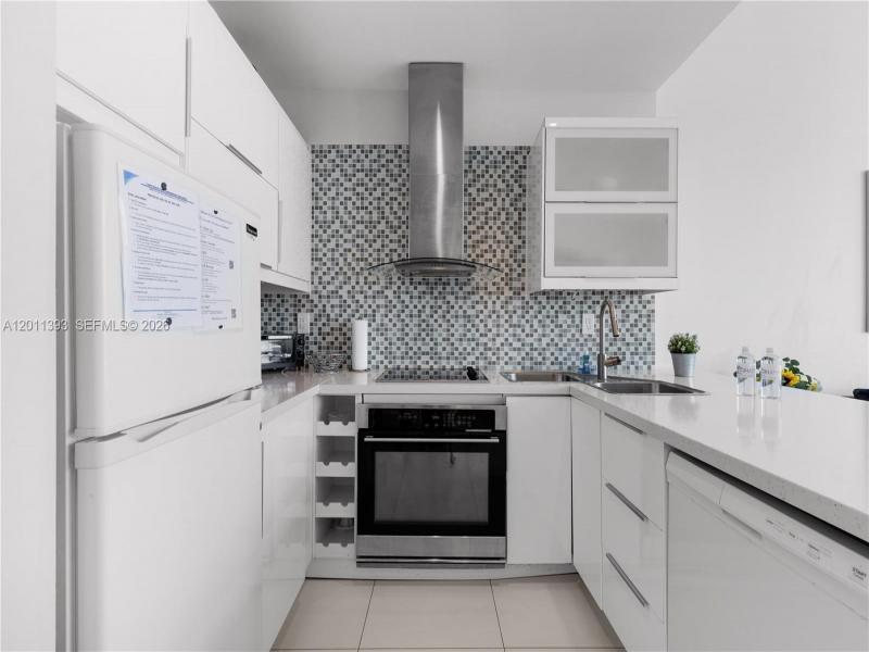 Comprar apartamento no Castle Beach Club TS11