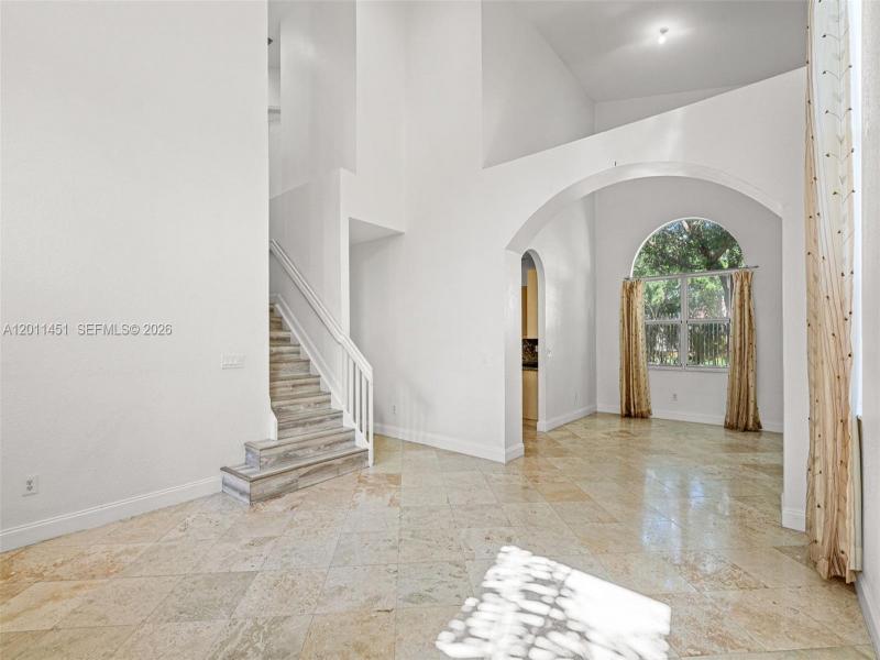 Property photo # 2