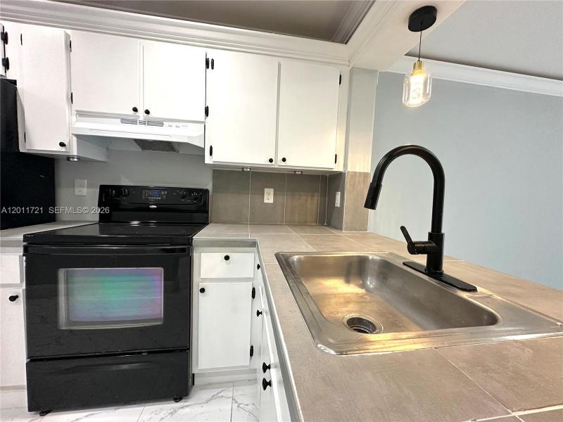 Property photo # 8