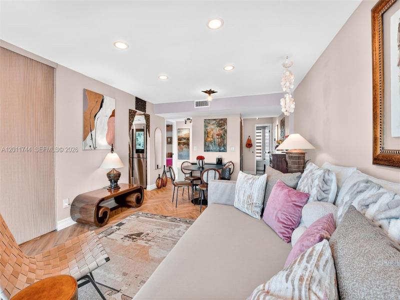 Comprar apartamento en Bayshore Terrace 501