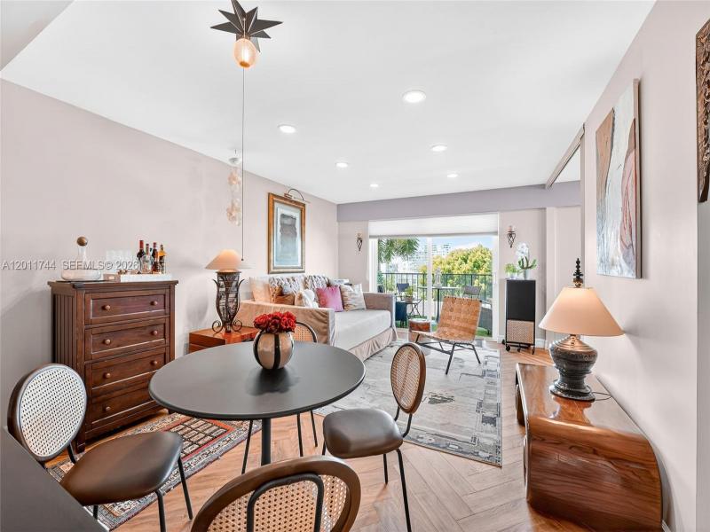 Comprar apartamento en Bayshore Terrace 501