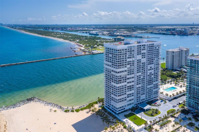 Comprar apartamento en Point of Americas 2805