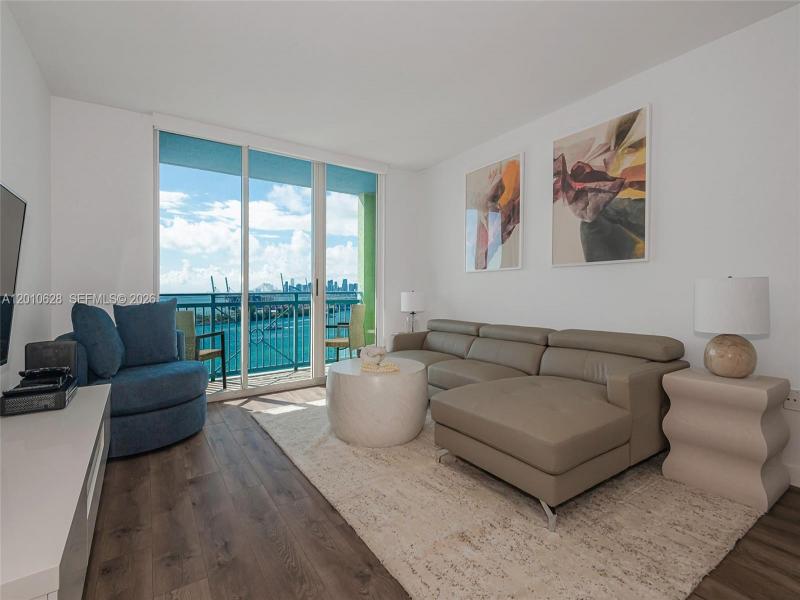 Property photo # 7