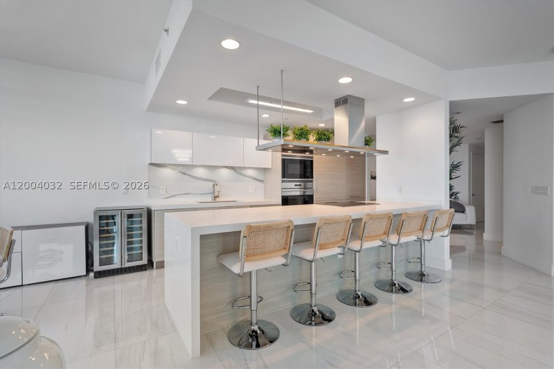 Condo for sale at Marina Palms Yacht Club 1010