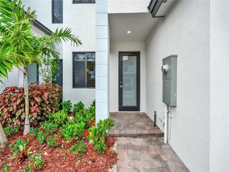 Property photo # 9