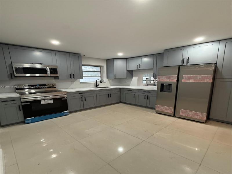 Property photo # 4
