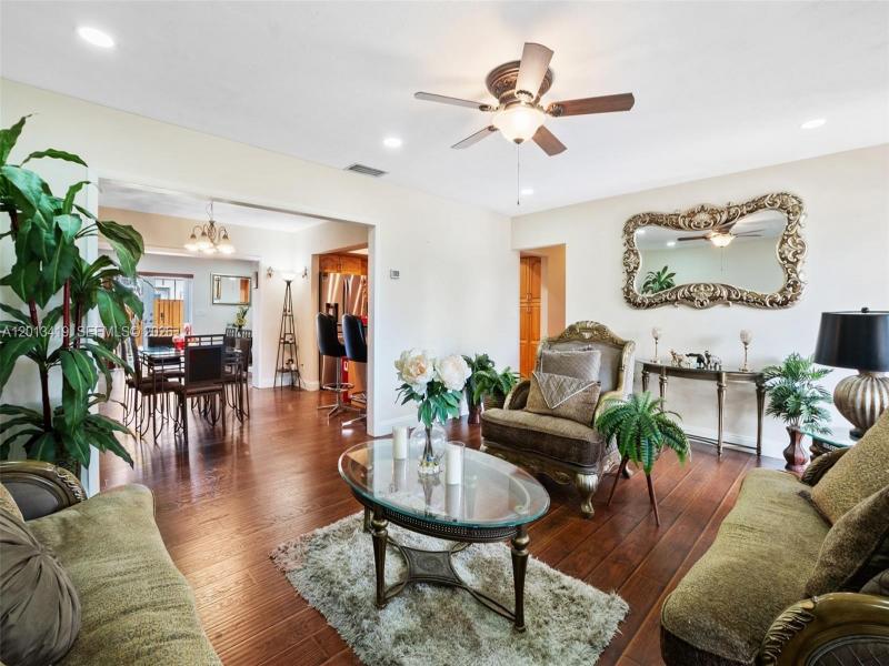 Property photo # 8