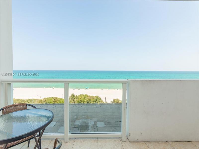 Comprar apartamento en Castle Beach Club 627
