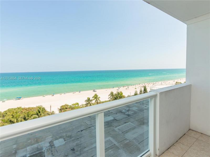 Comprar apartamento en Castle Beach Club 627