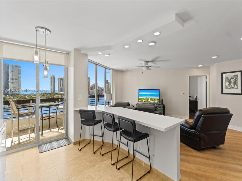 Property photo # 8