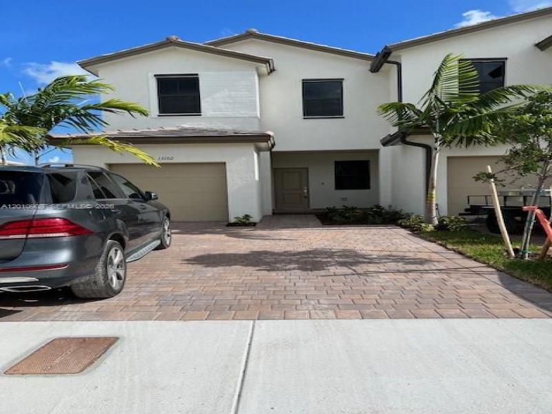 Property photo # 0