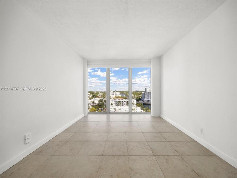 Comprar apartamento en King Cole 1005 + Dock
