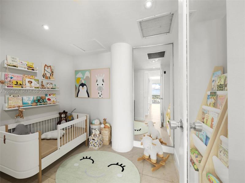 Comprar apartamento en King Cole 1005 + Dock