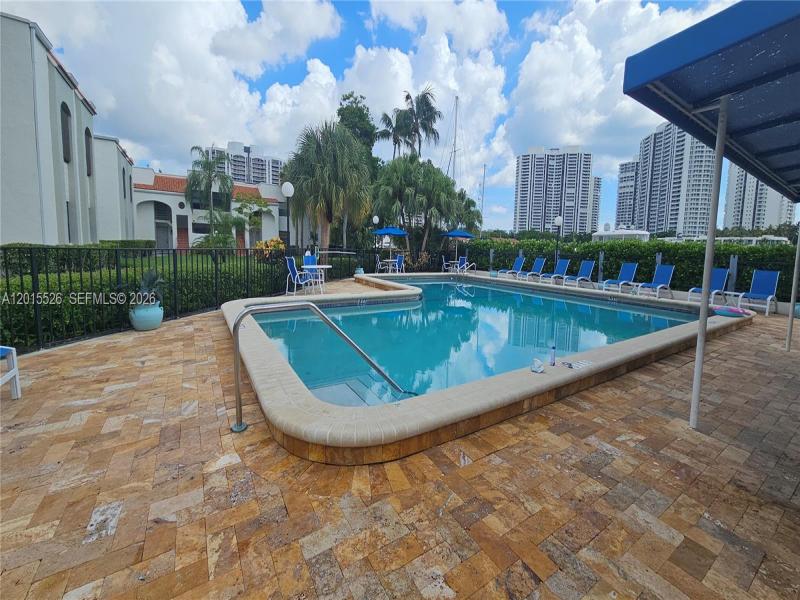 Property photo # 6