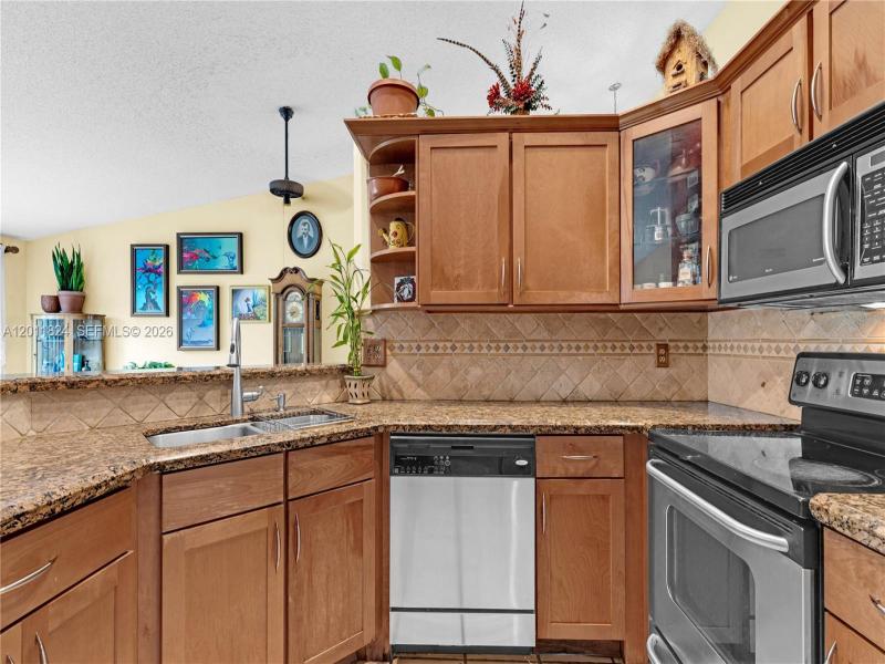 Property photo # 7