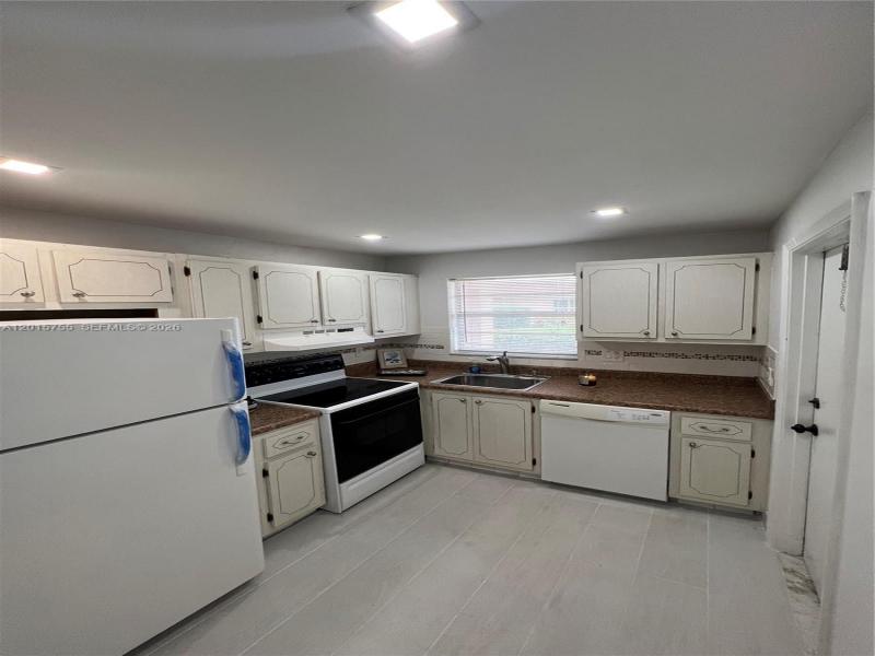Property photo # 6