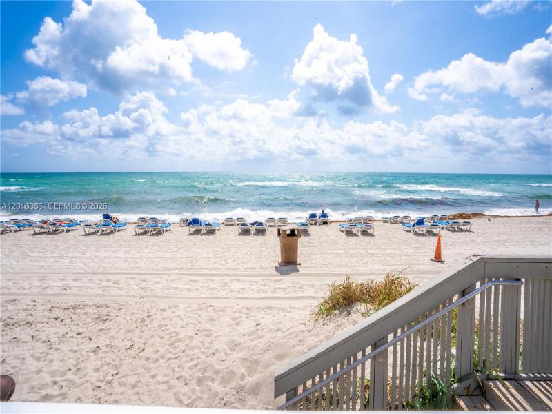 Condo for sale at Aventura Beach Club 425