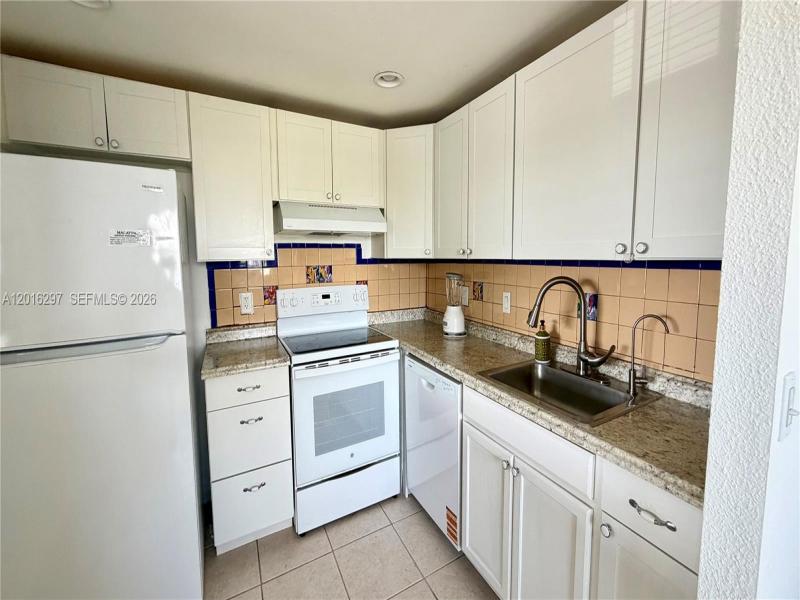 Property photo # 6