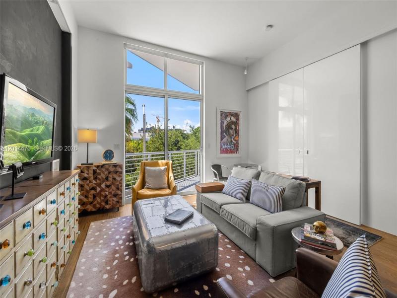 Comprar apartamento en The Meridian Lofts 404