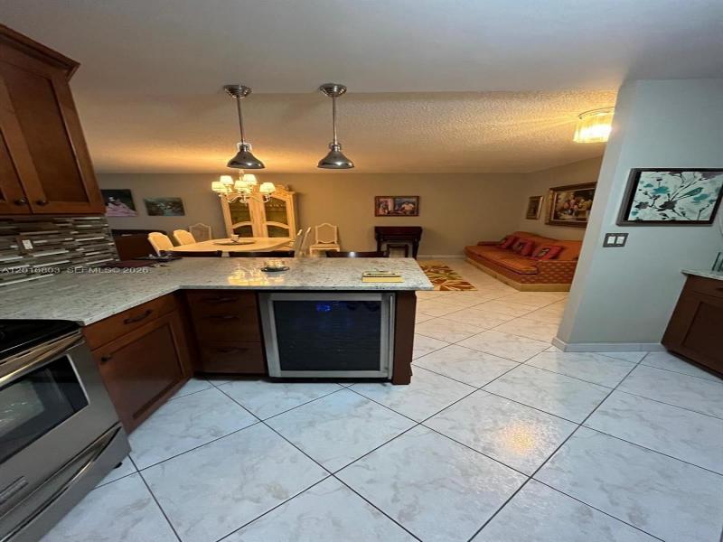 Condo for sale at Cambridge Towers 605