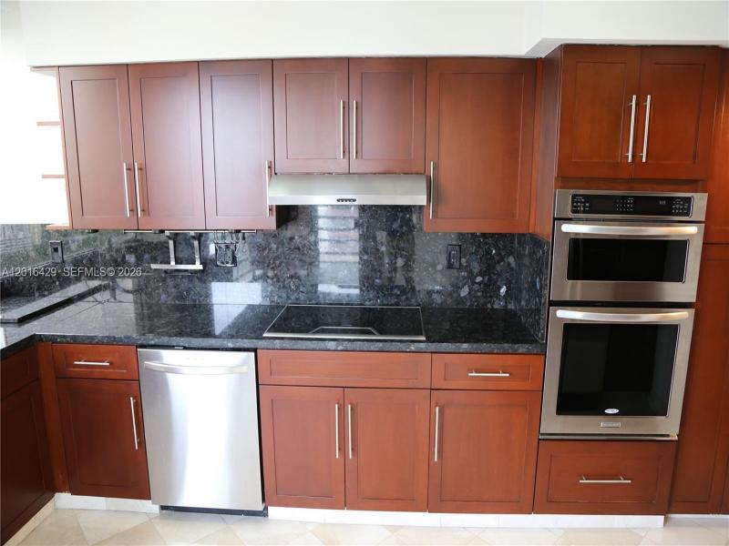 Property photo # 8