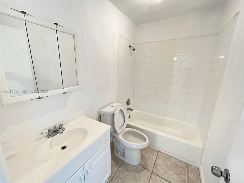 Property photo # 9
