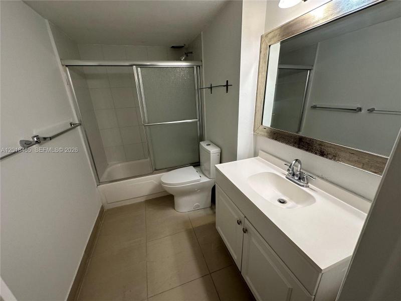 Comprar apartamento en Fountain Tower 305