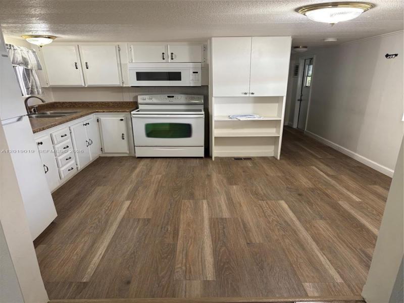 Property photo # 8