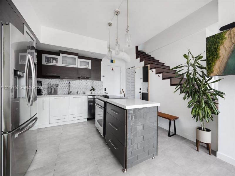 Property photo # 2