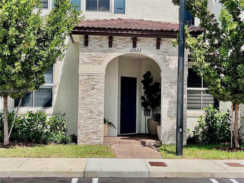 Property photo # 2