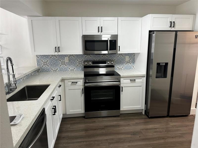 Property photo # 9