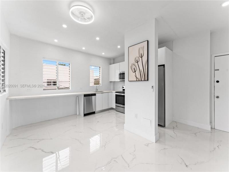 Property photo # 0