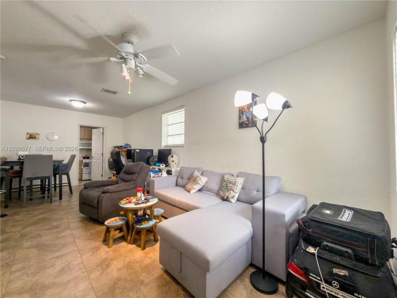 Property photo # 9