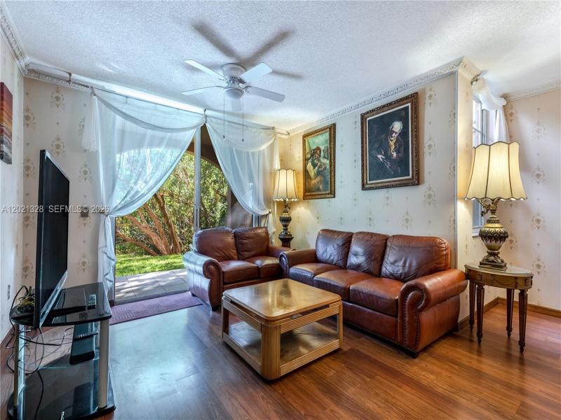 Property photo # 4