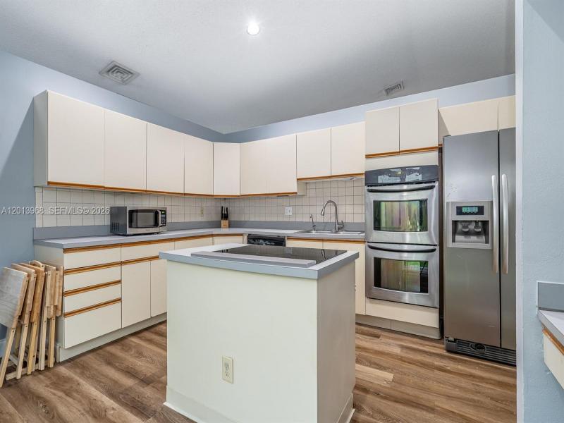Property photo # 3