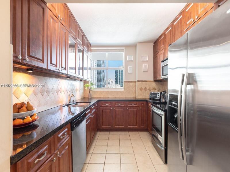 Property photo # 6