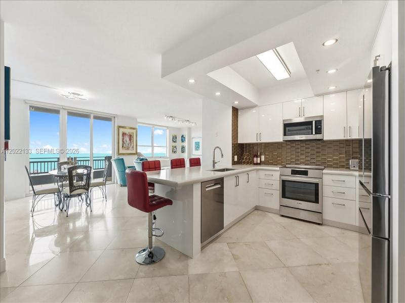Property photo # 8