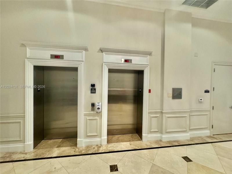 Condo for sale at 55 Merrick 831