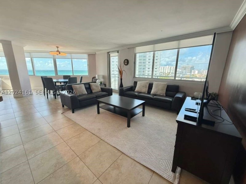 Burleigh House Apt #815
