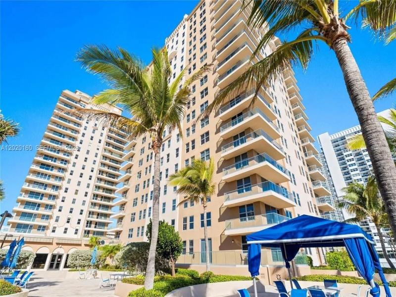 Malaga Towers Apt #16B