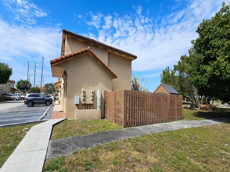 Property photo # 2