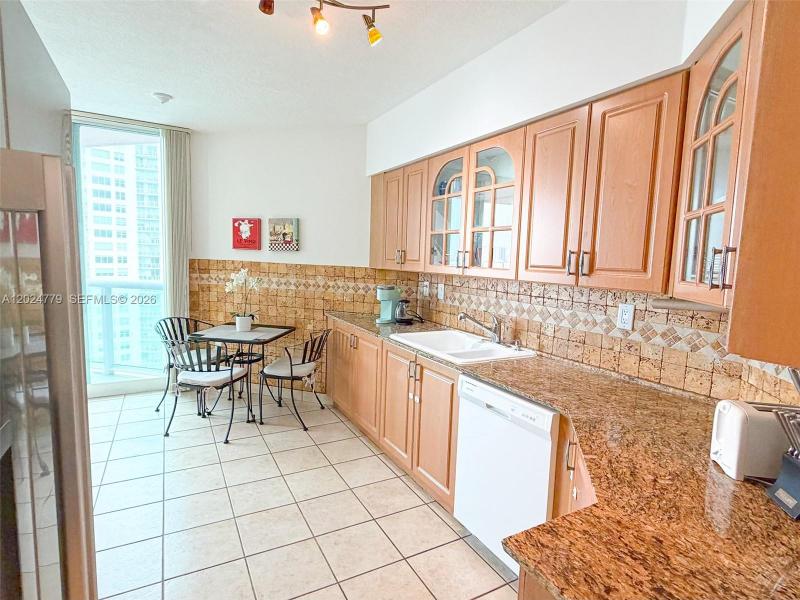 Property photo # 9
