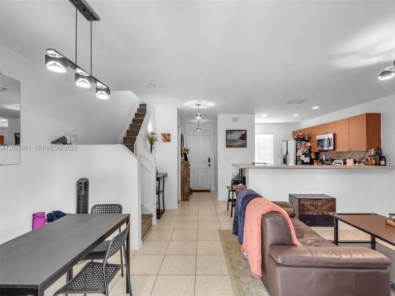 Property photo # 6