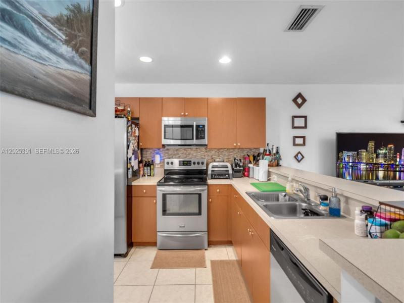 Property photo # 8