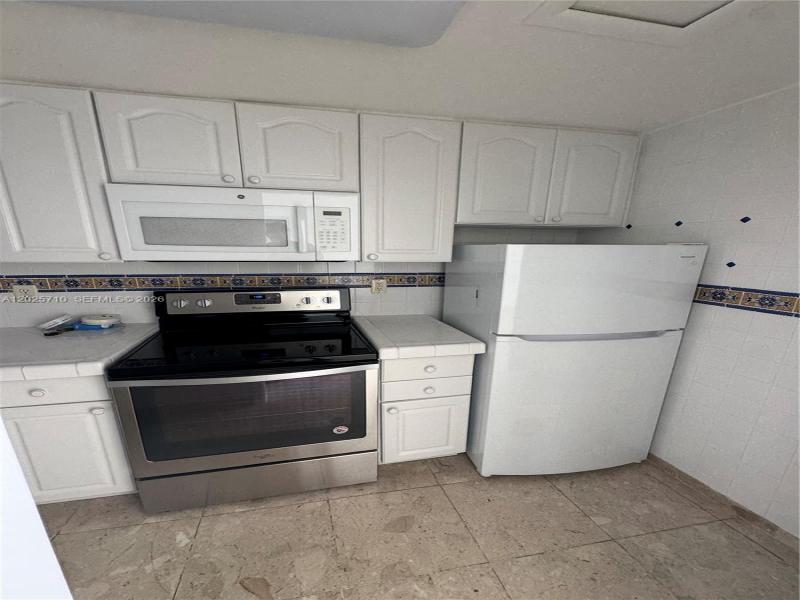 Property photo # 9