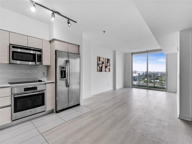 Property photo # 8