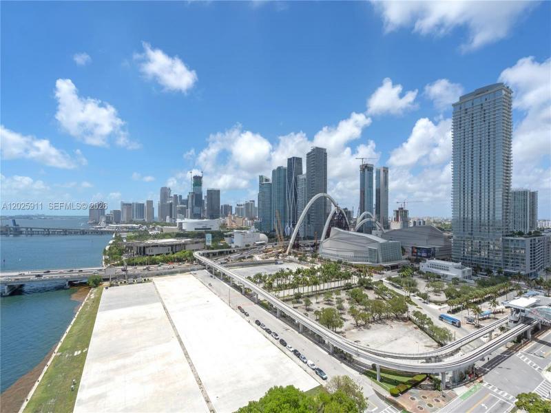 Condo for sale at The Venetia 23I